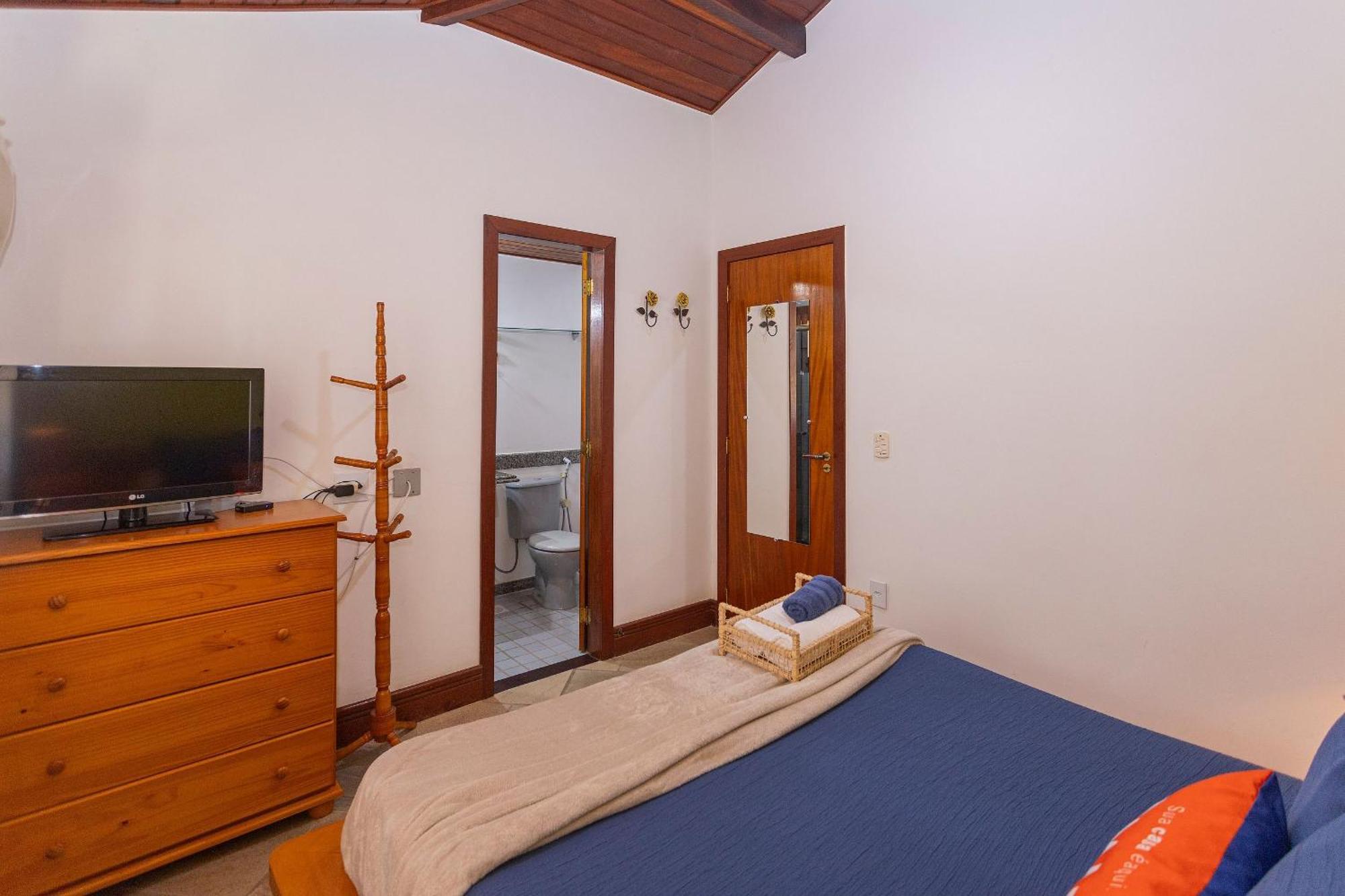 Casa Em Com 3 E Garagem | Vf 09 Holiday home